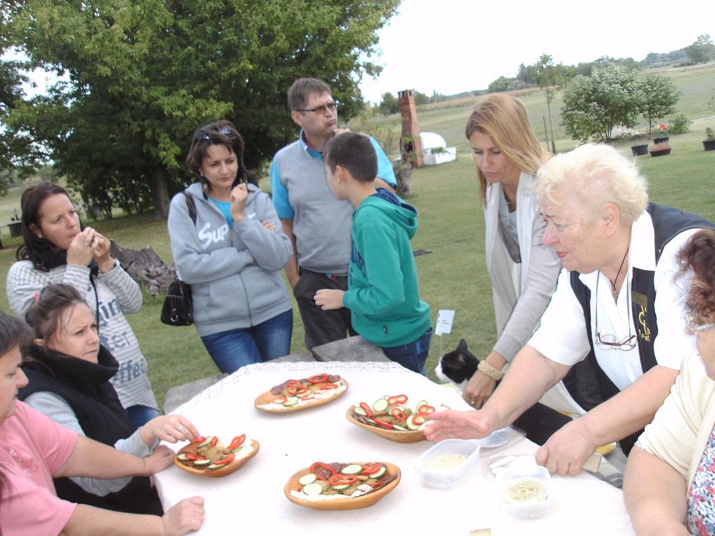 Affittacamere Gedeon Tanya Panzio Jakabszállás Esterno foto